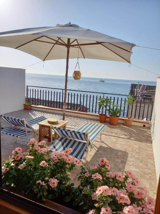 Paradise Villa Giardini Naxos Bagian luar foto